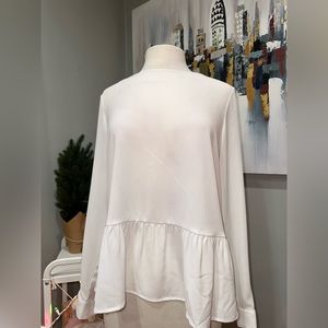 Apt 9 Long Sleeved Blouse